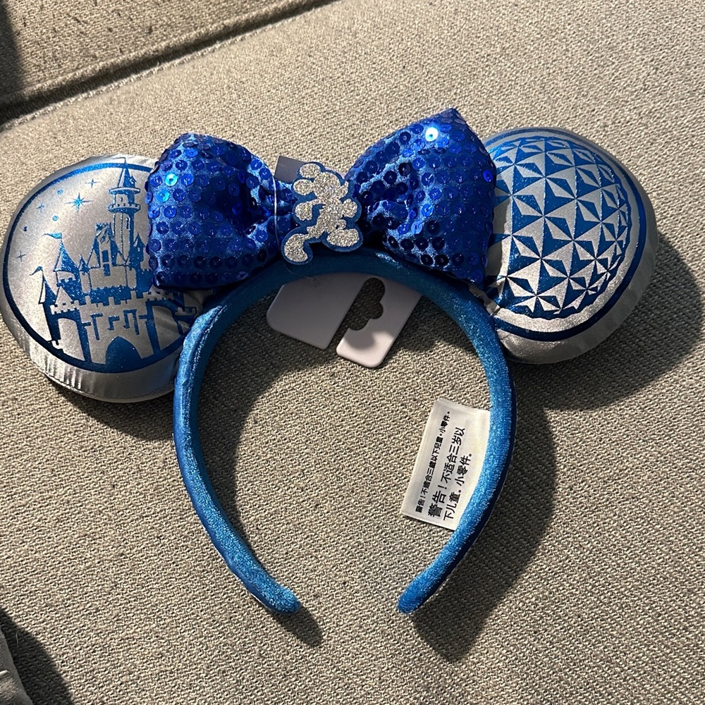 RunDisney Mickey Ears NWT